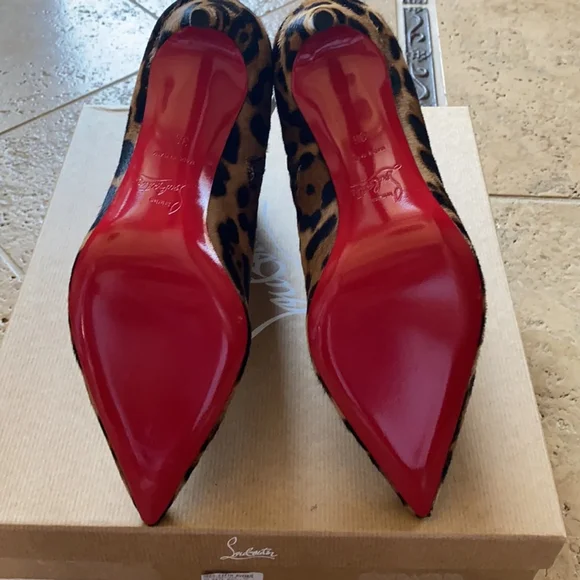 ✨Host Pick✨Christian Louboutin (authentic)So Kate booties - Picture 3 of 9